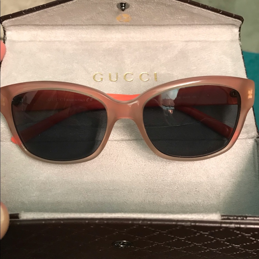 Gucci sunwear